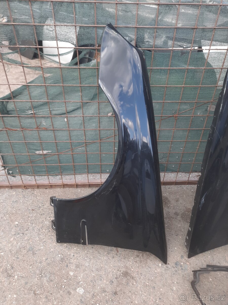 mercedes E W211 - kompletni predek - 2