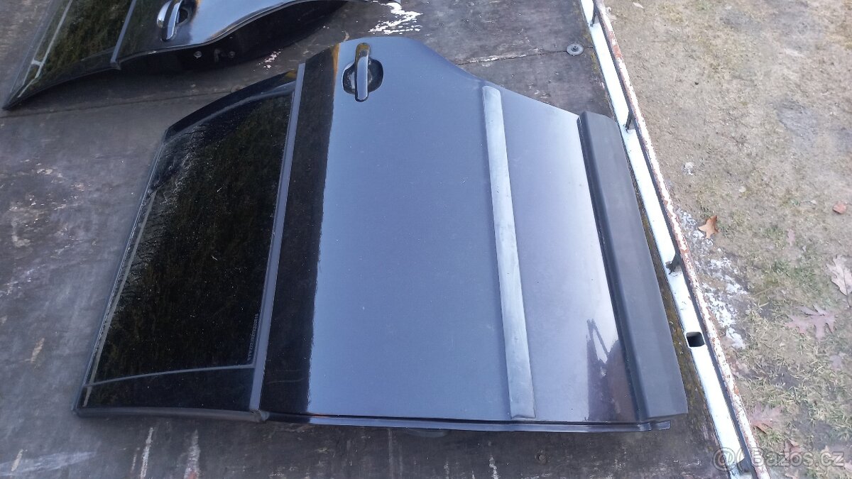 Dveře Passat B5 1996-2001 černé - 2