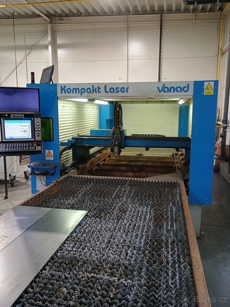 Pálící stroj CNC Vanad Compact z roku 2016 - 2