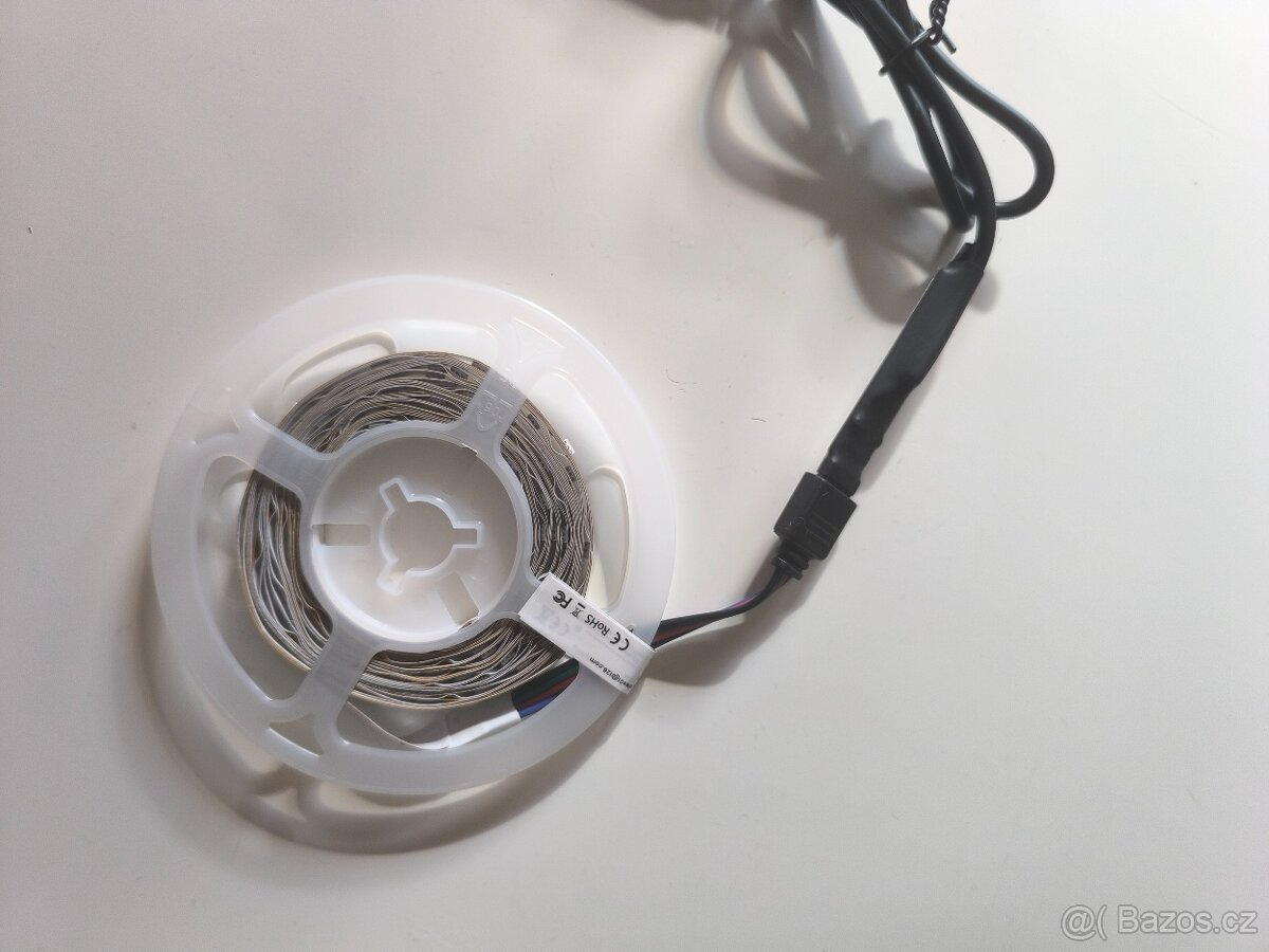 LED světelný pásek 5m - 2