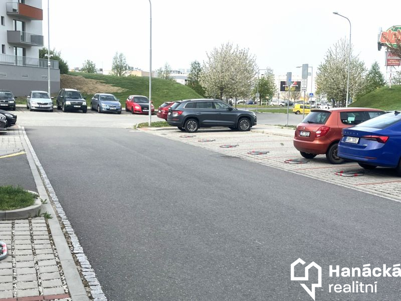 Pronájem venkovního stání v Olomouci, ul. Aloise... - 2