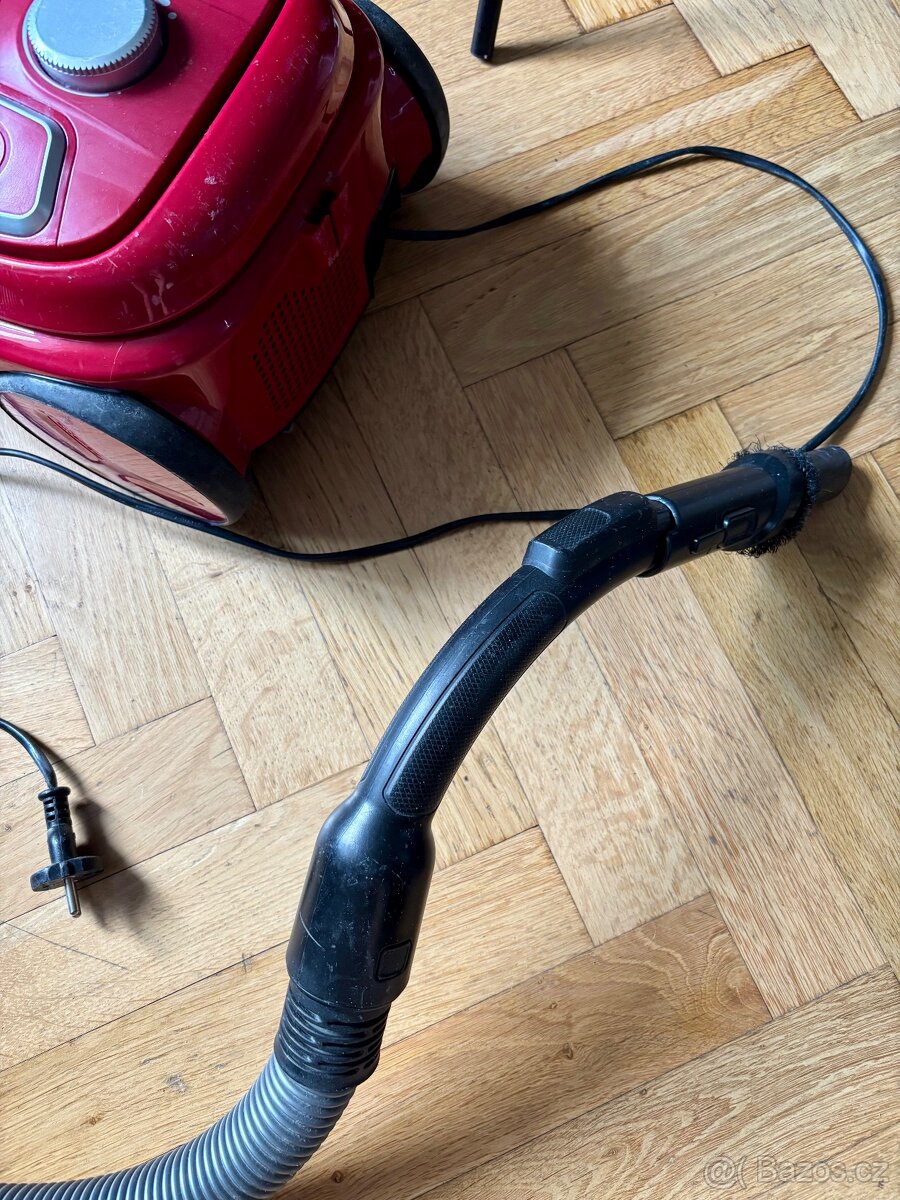 Vysavač Rowenta - 2