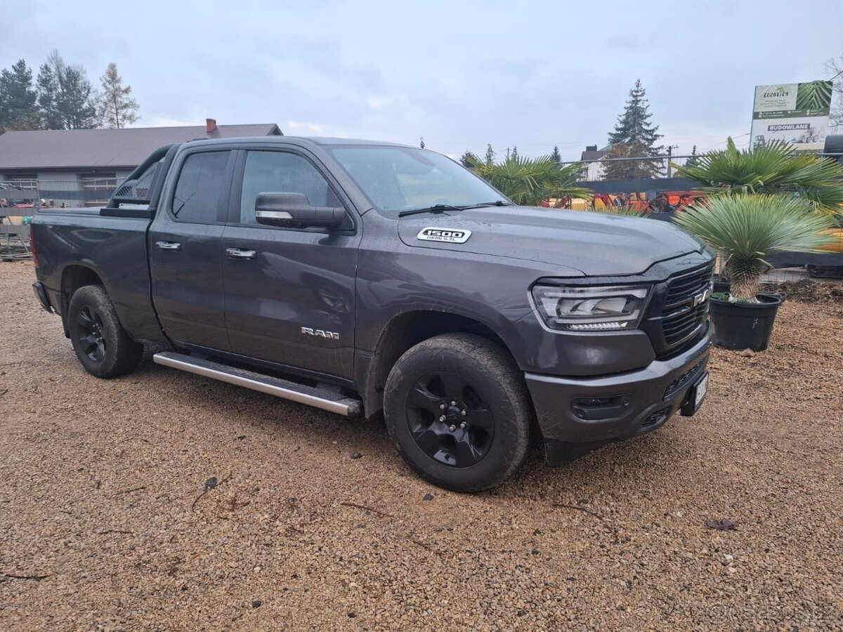 DODGE RAM 1500 BIG HORN 5.7HEMI 2019
