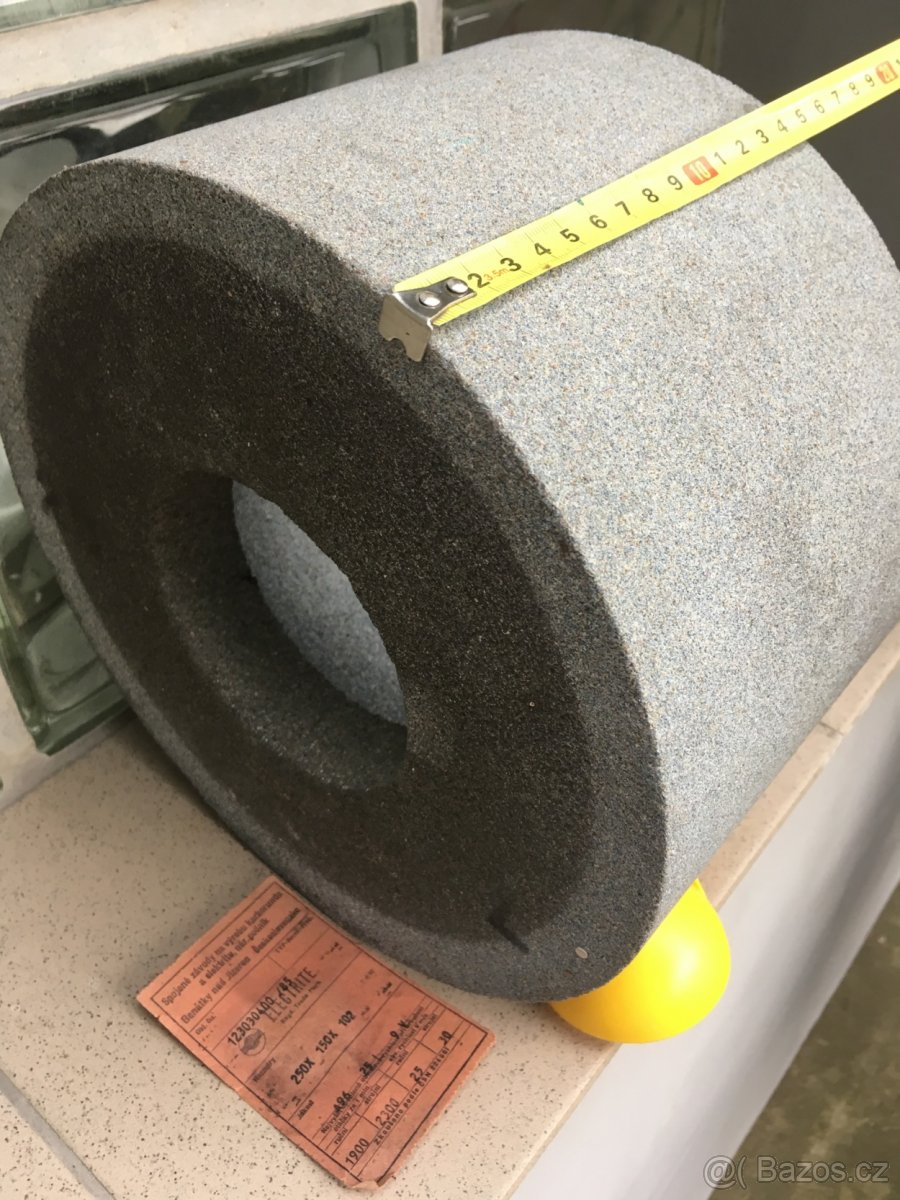 brusný hrncový kotouč - 2