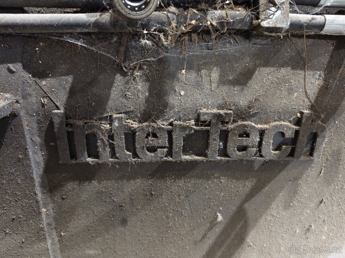 Drapákové vidle na hnůj Intertech o šířce 150 cm - 2