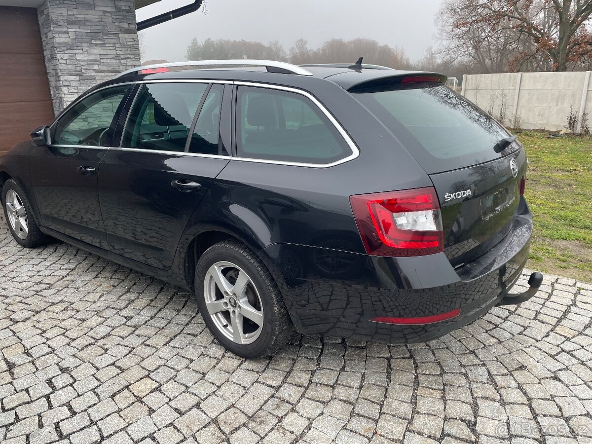 Škoda octavia kombi 1.6 TDi Dsg - 2