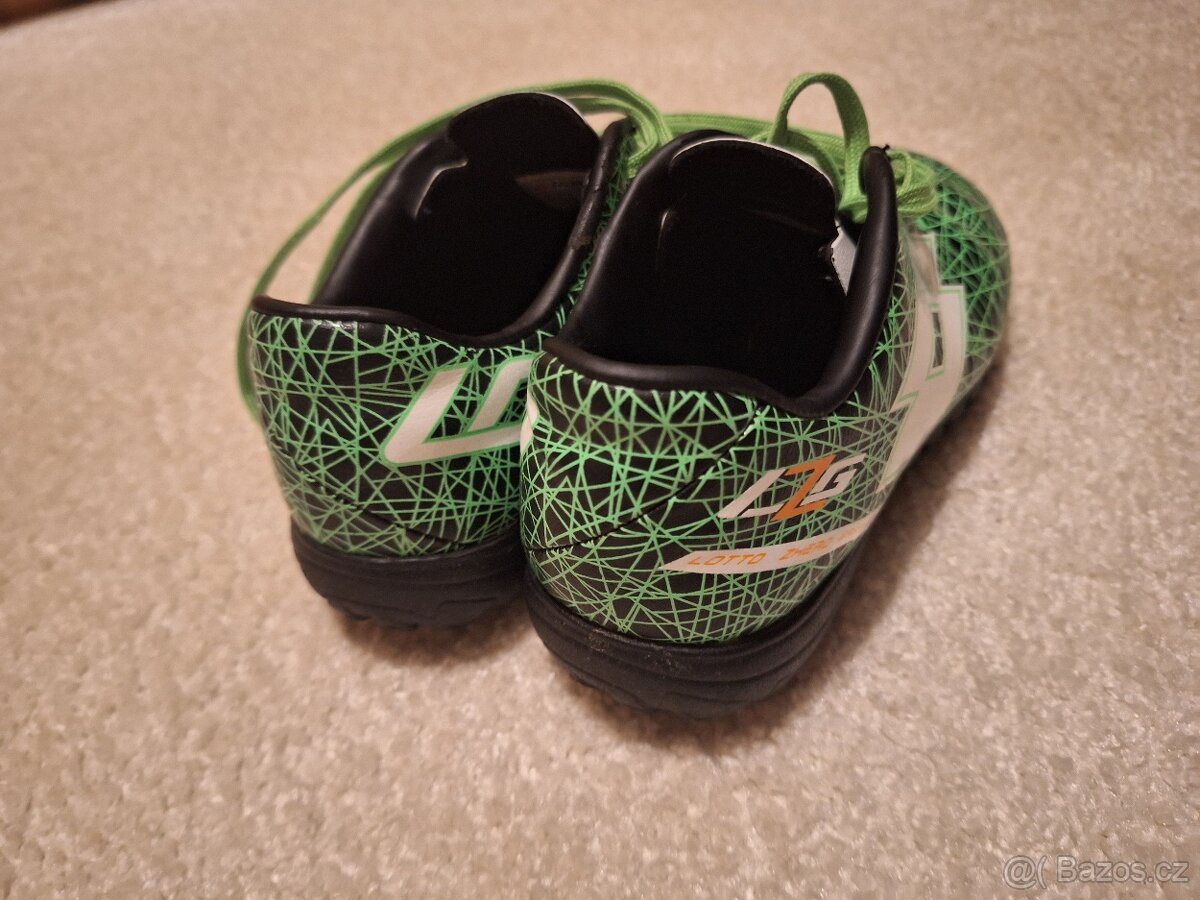 Dětské kopačky Lotto EUR 31 - 2