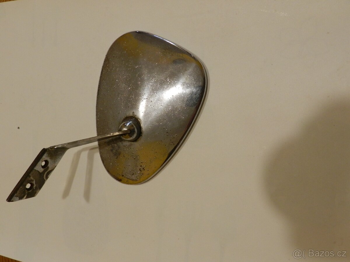 Zpětné zrcátko - 2