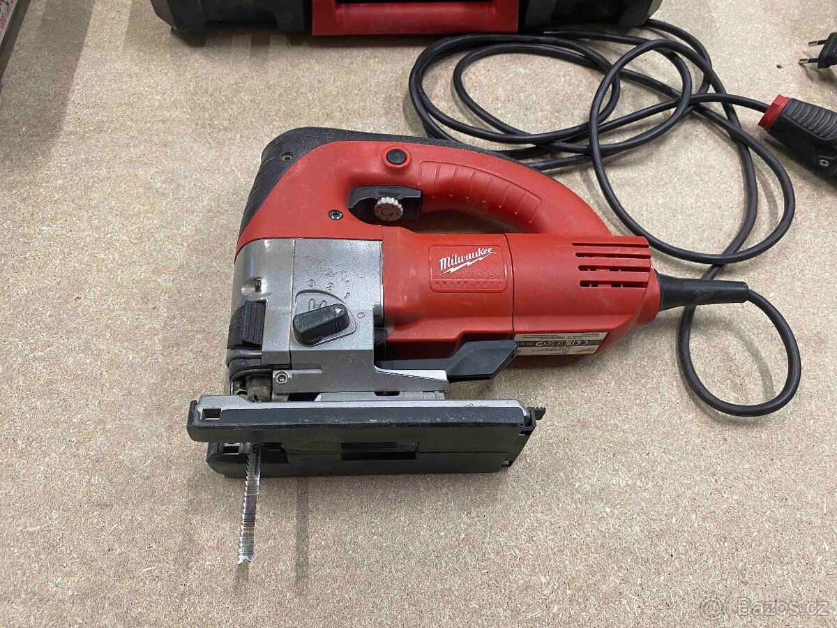 Milwakee přimočará pila - 2