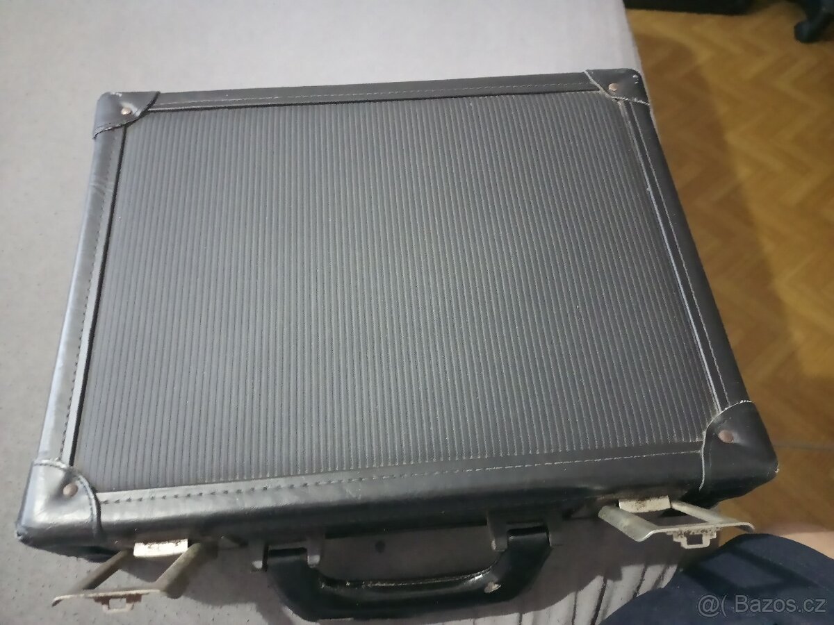 Prodám B Klarinet Amati ACL 315 - 2