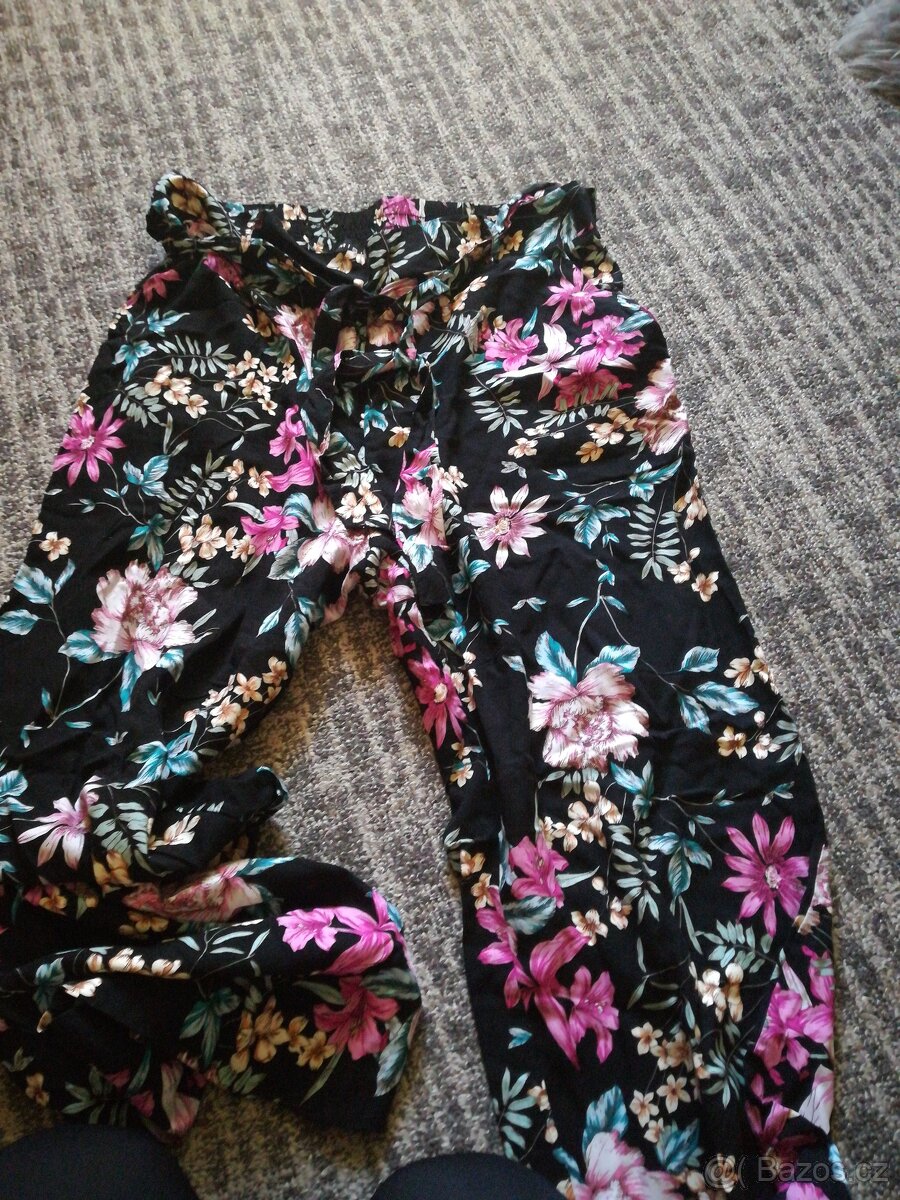 Květované kalhoty s květy - 2