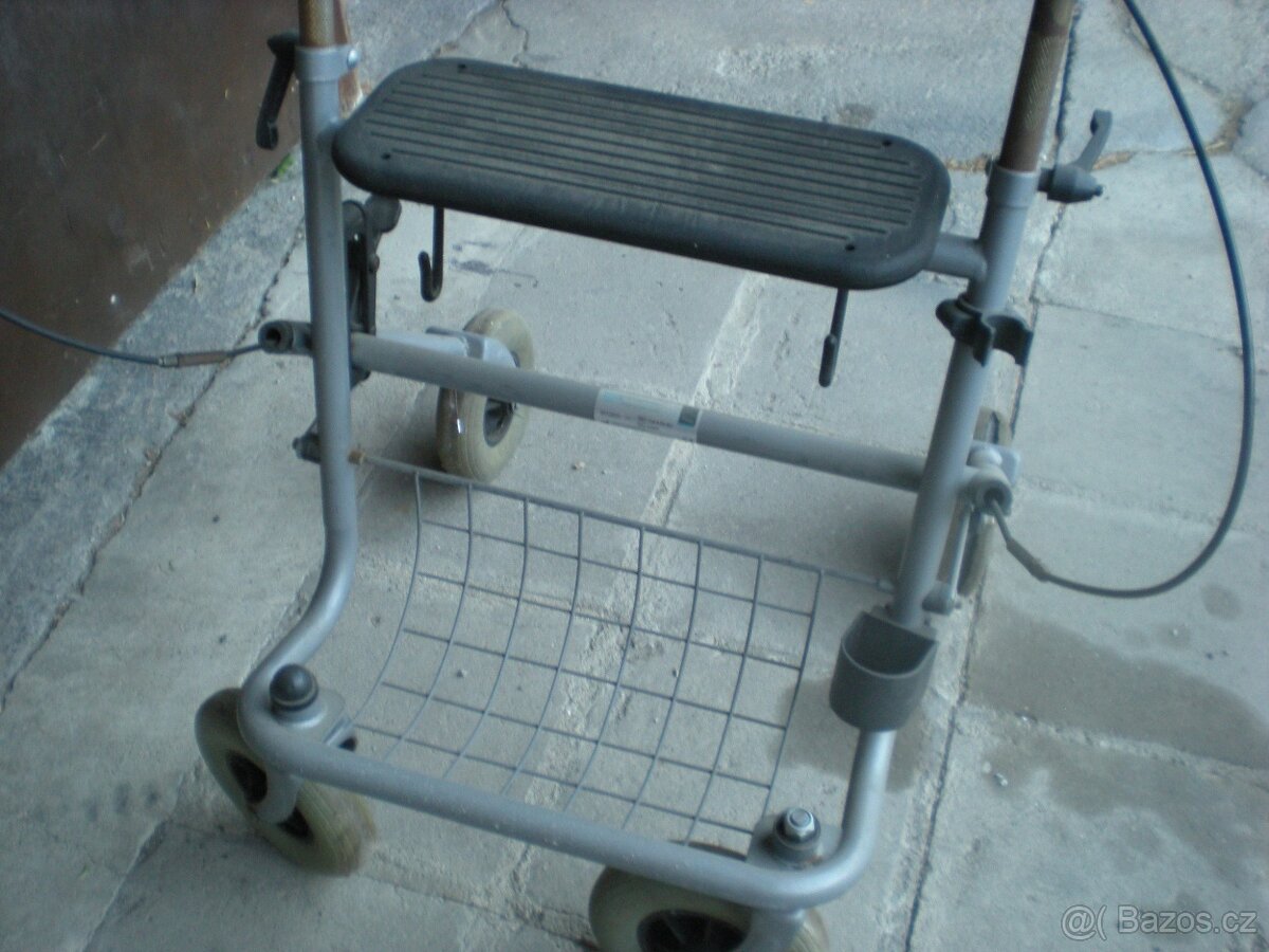 chodítko,na opravu nebo ND - 2