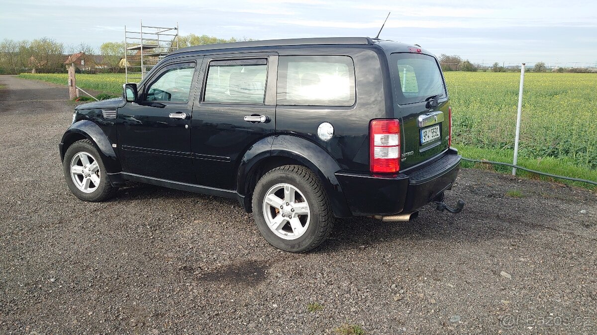 DODGE NITRO SXT 4X4 3,7 V6 AT LPG - 2