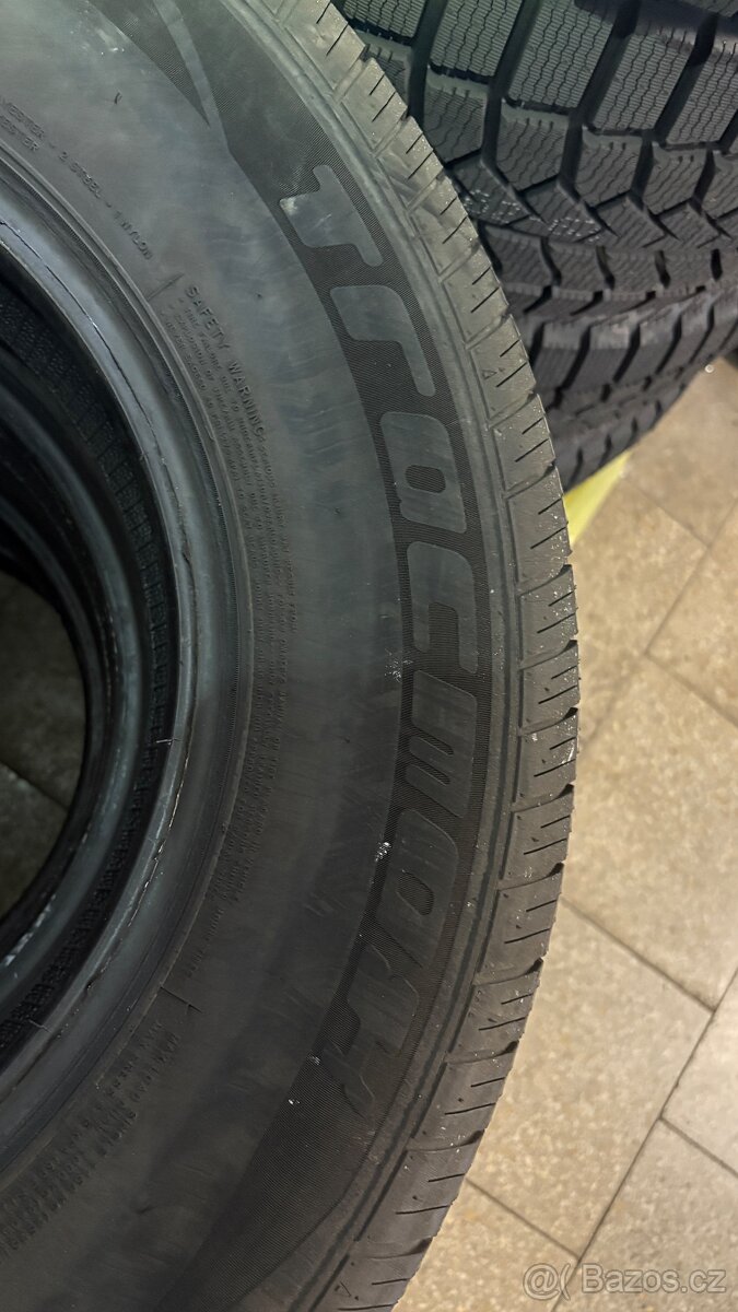 Letní pneu 215/75 R16 - 2
