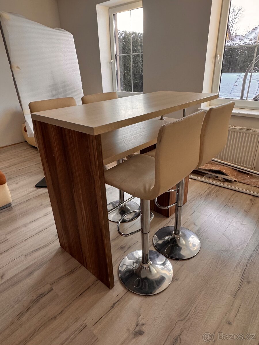 Barový stůl a zidlle - 2