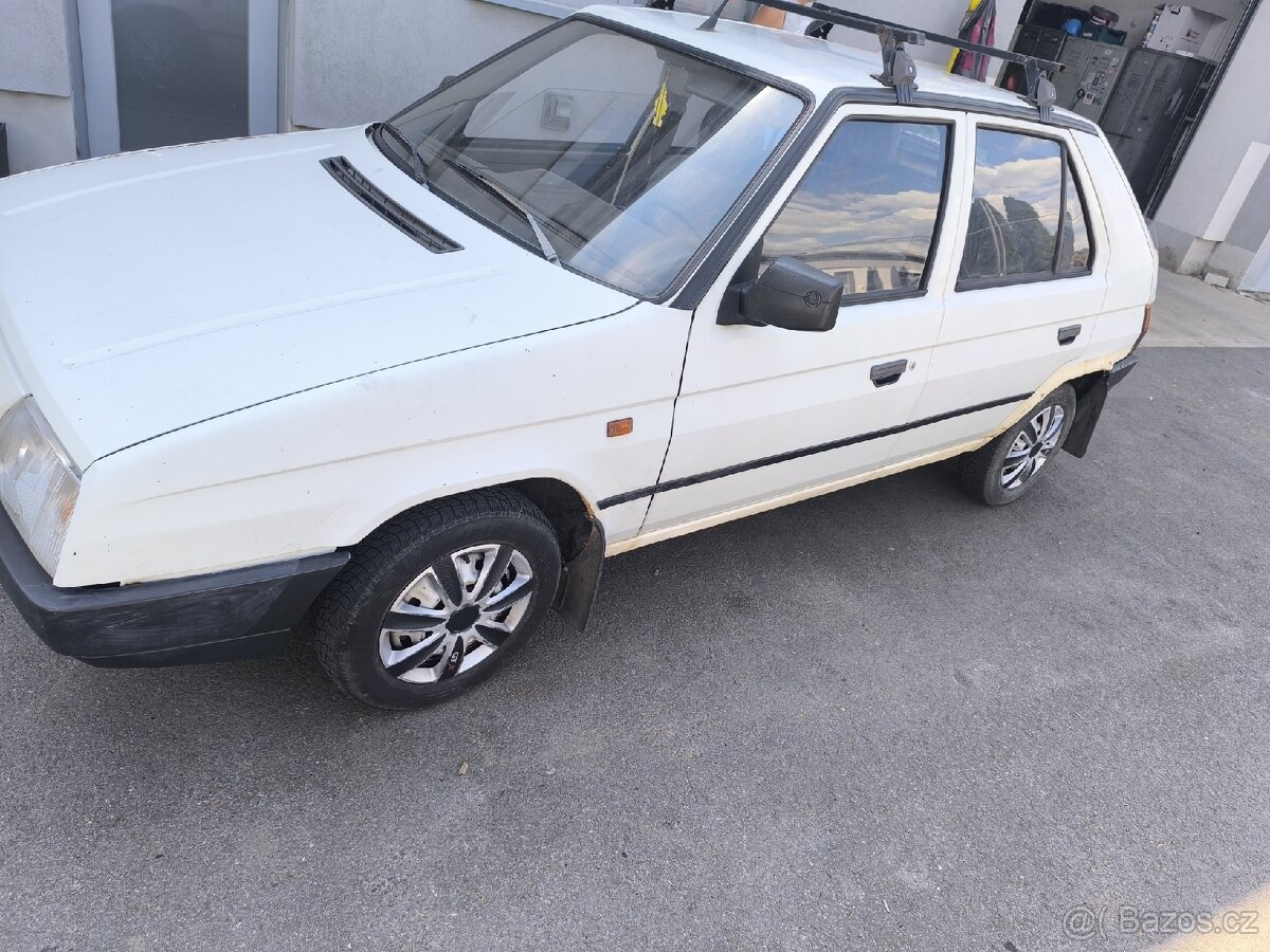 Škoda favorit 135 ls - 2