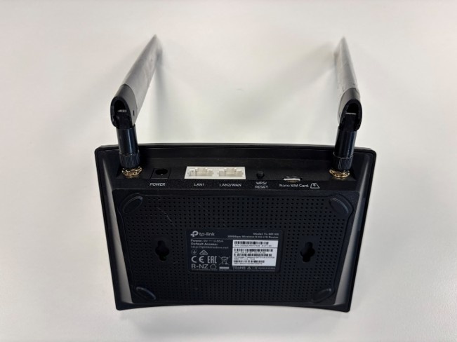 TP-Link Routery - TL-MR100 - 2