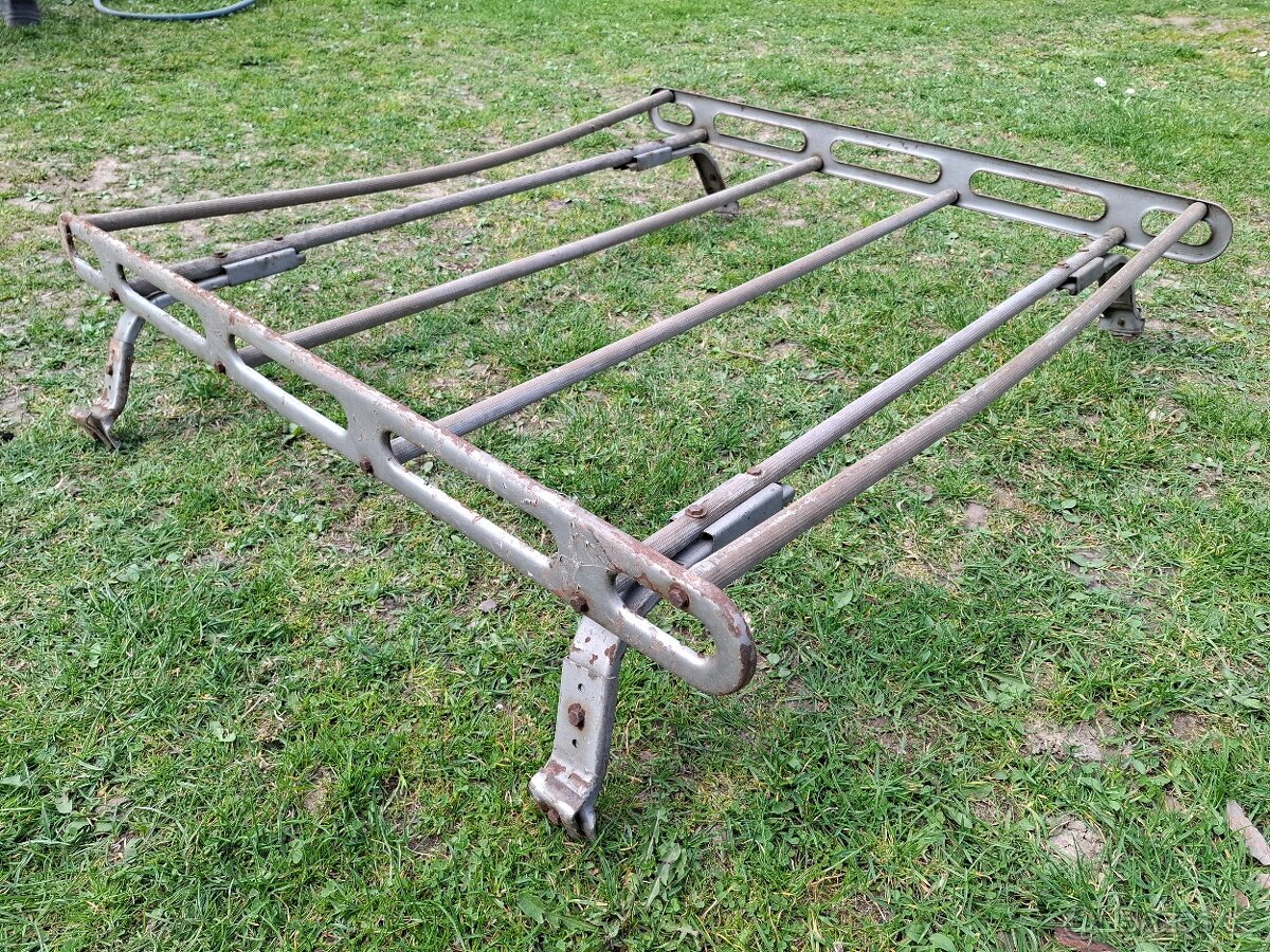 Střešní nosič - 2