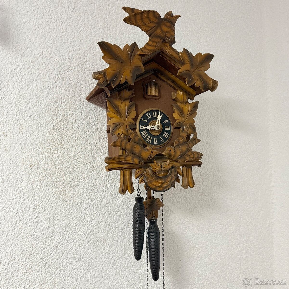 Staré dřevěné unikátní kukačky vyřezávané plně funkční - 2