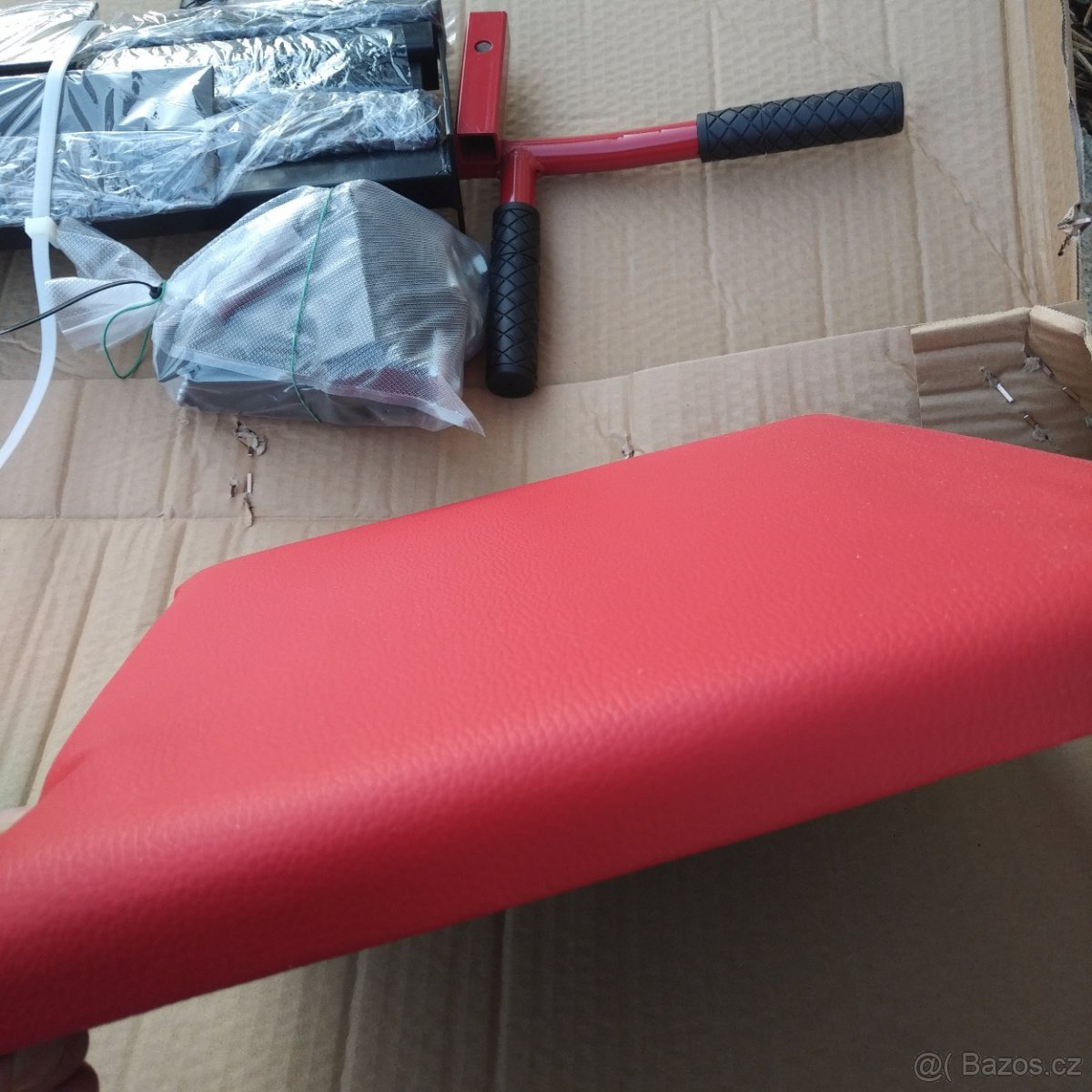 hrazda bradla cviceni na zed brisni 2v1 multifunkc - 2