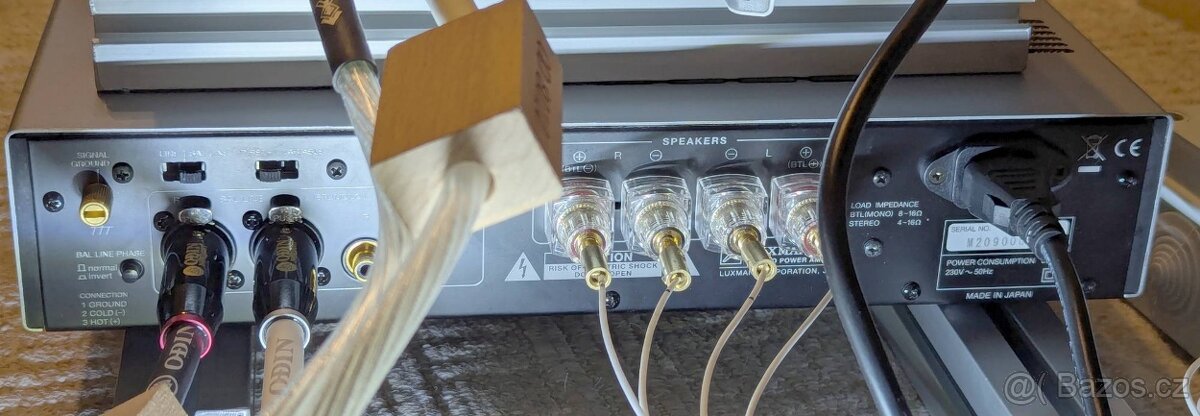 Luxman M-200 koncový zesilovač - 2