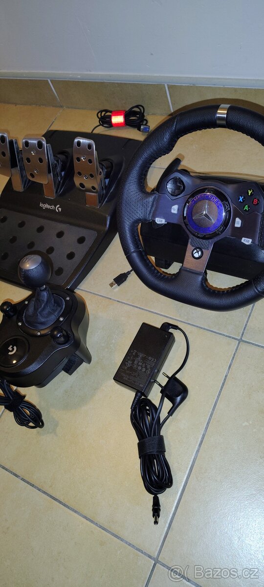 Volant Logitech G920+řadící páku - 2