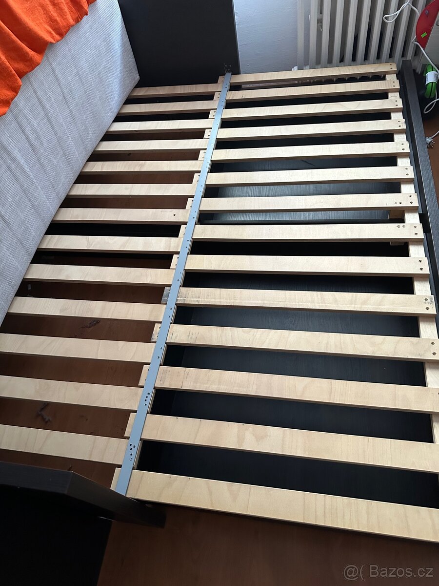 Rozkládací postel s matrací - 2