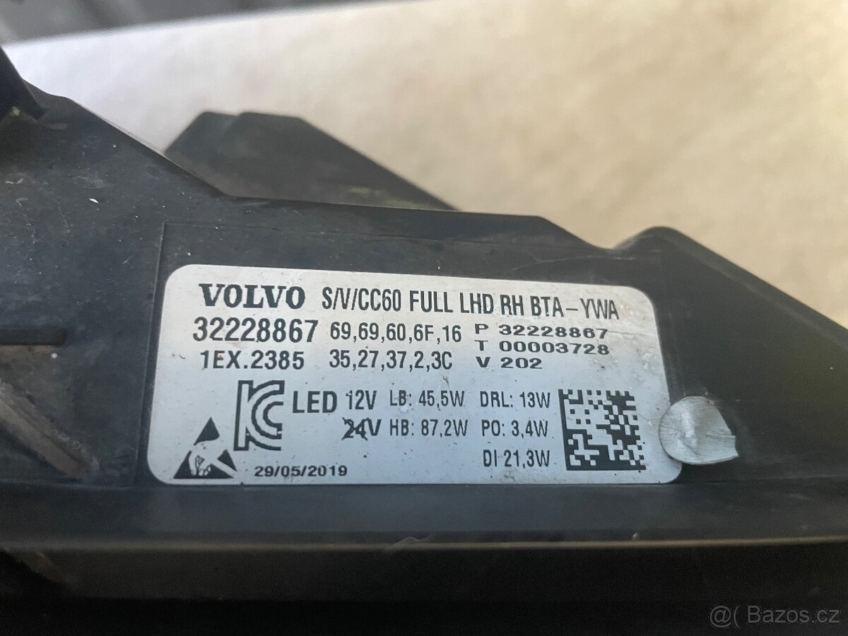 Volvo S60, V60 světlomet 32228867 - 2