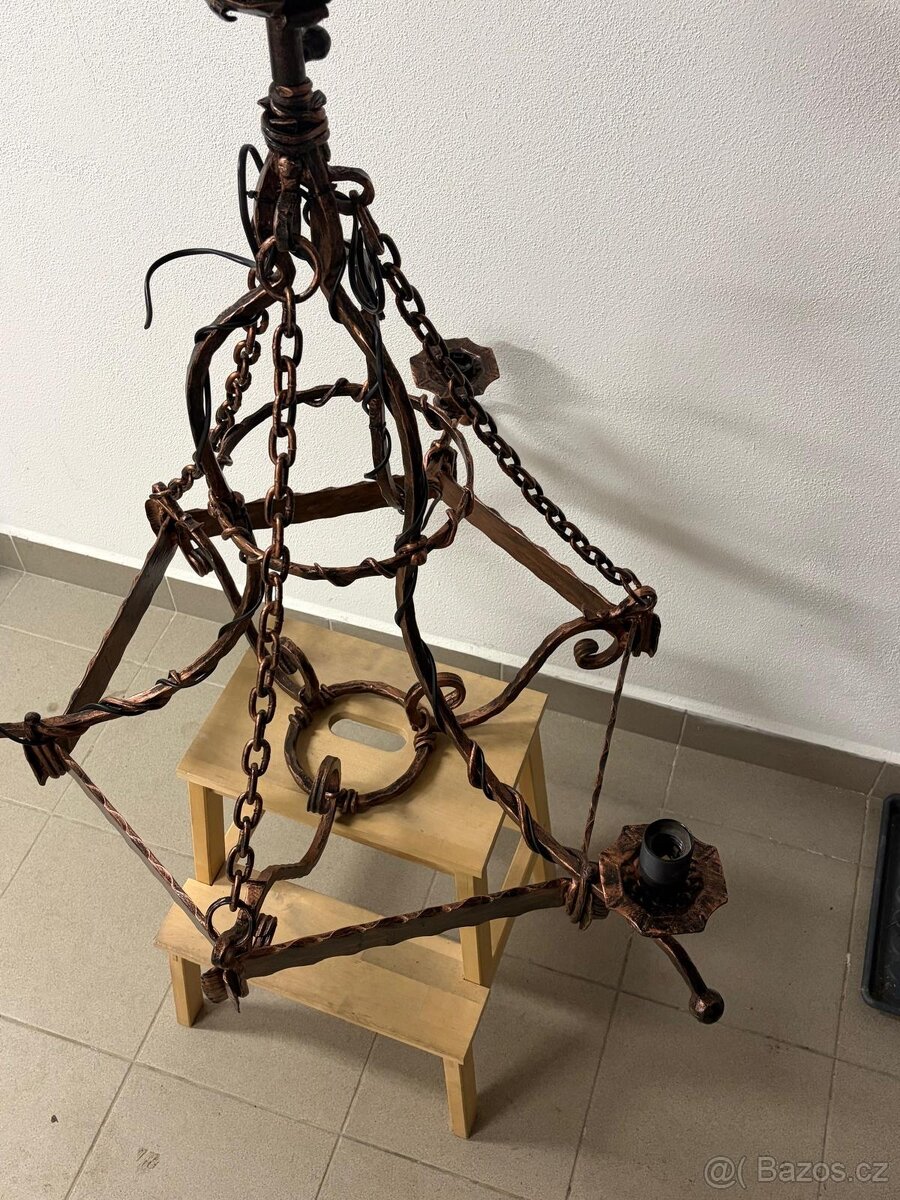 Lustr do pergoly - 2