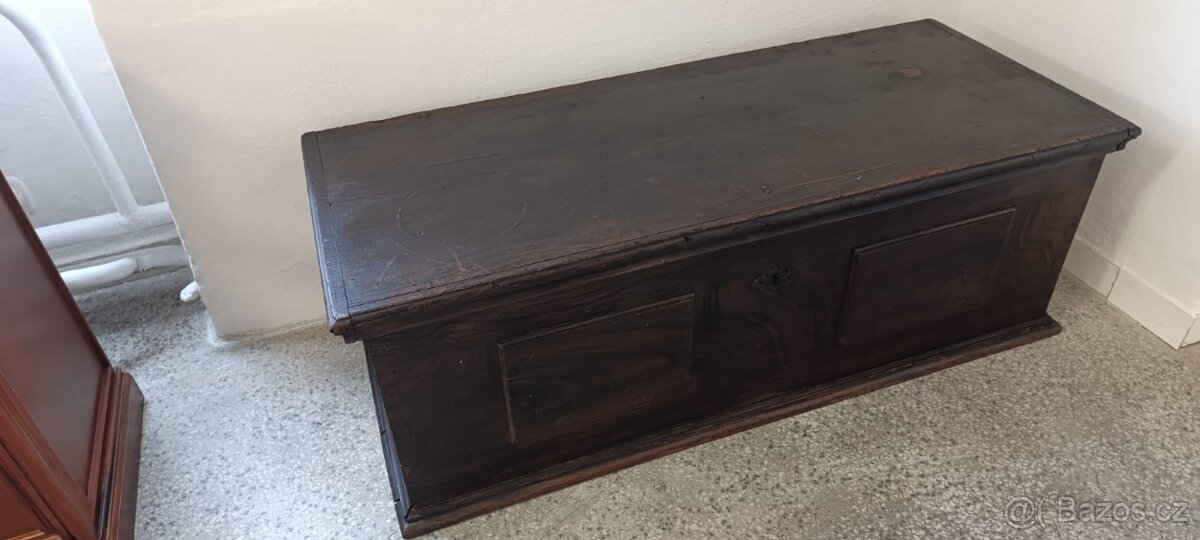 Starožitná truhla, masív, Nábytek Spříběhem - 2