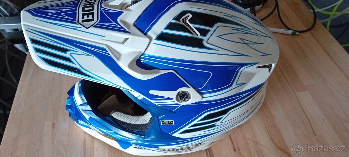 Helma Shoei motocros - 2