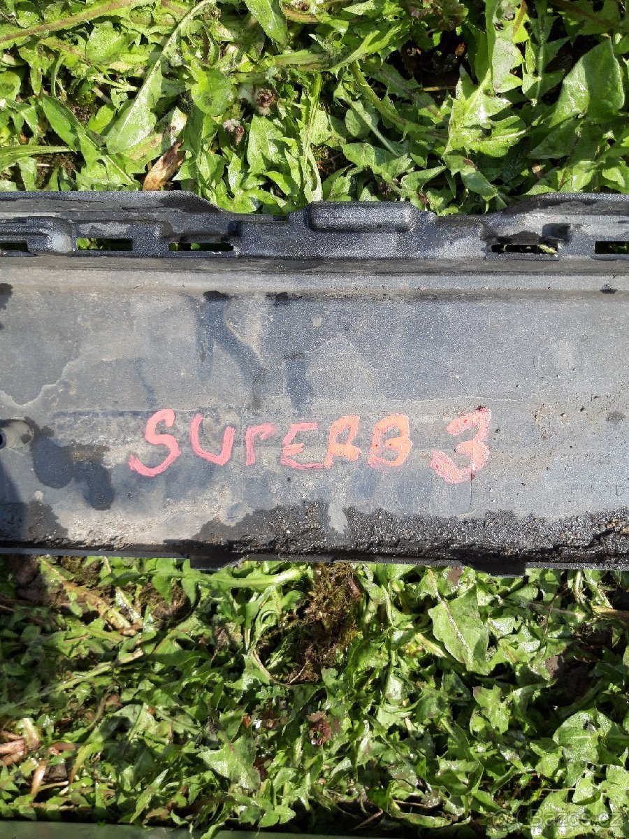 Skoda Superb lll predni naraznik - 2