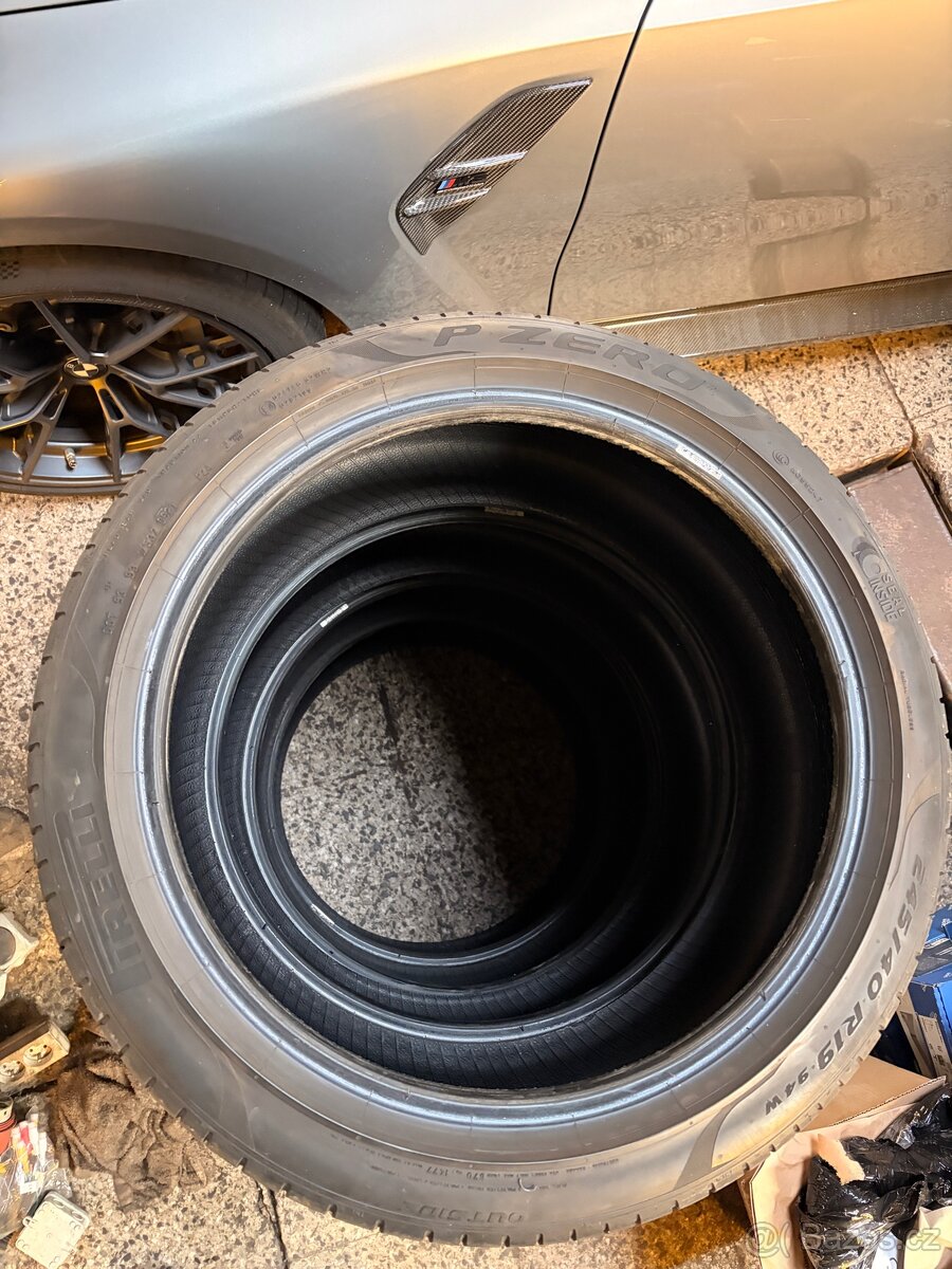 245/40 R19 94W Pirelli letní sada - 2