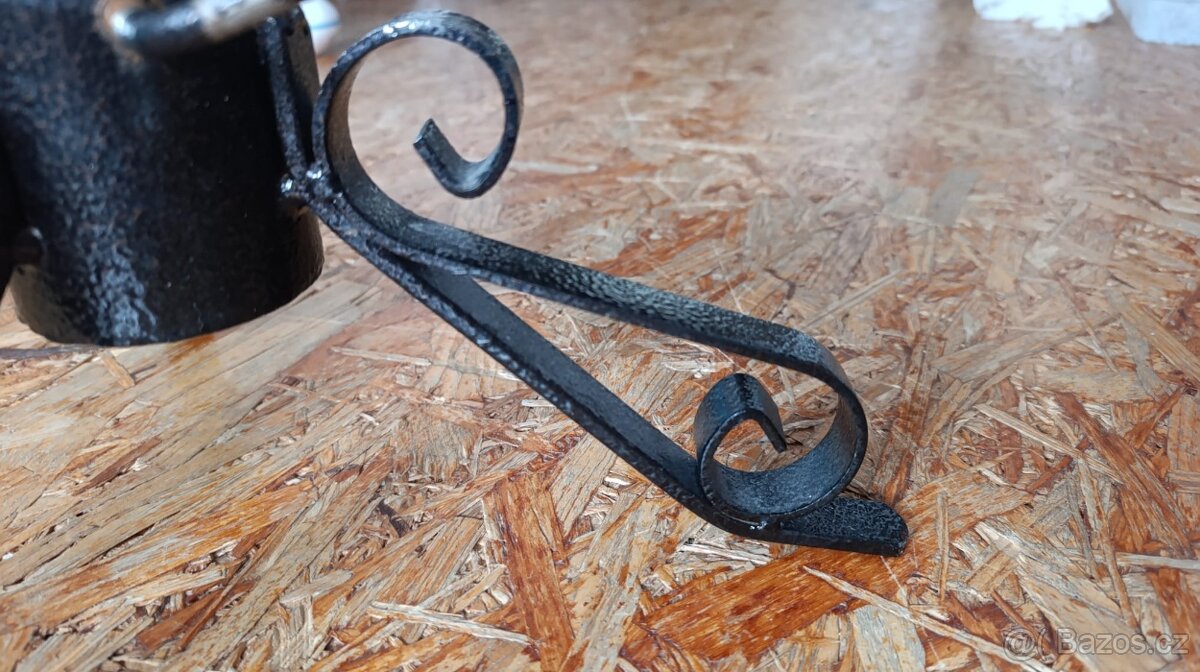 Stojánek na vánoční stromek - 2