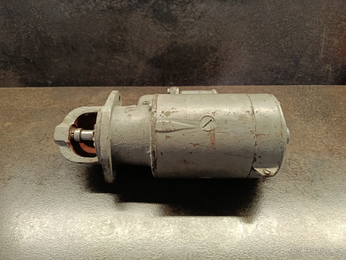 Startér Tatra 603 - 2