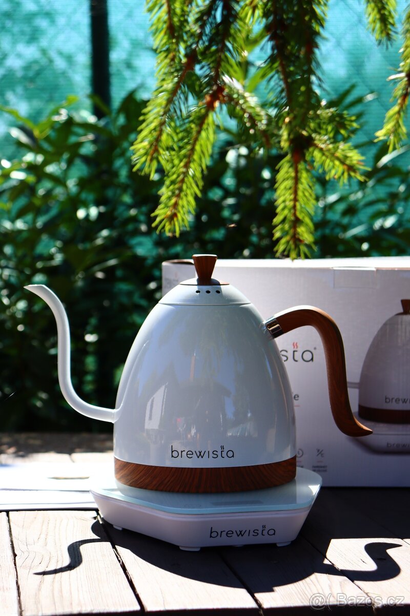 Digitální rychlovarná konvice Brewista Artisan Pearl White - 2