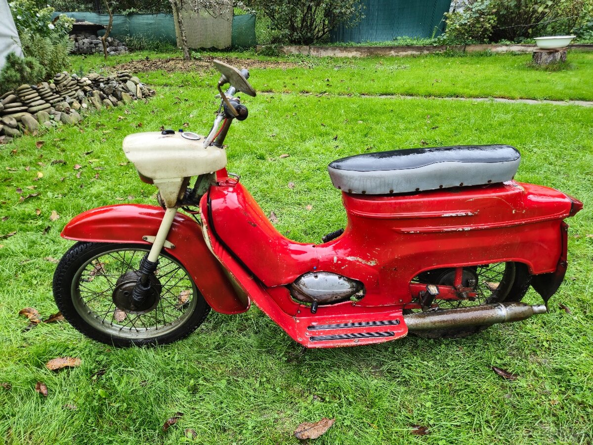 Jawa 20 Pionýr s maďarským TP, vývozní verze SUPER M20 - 2