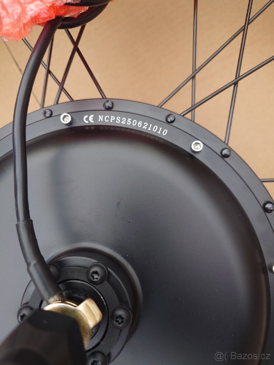 sada kola pro elektrokolo s integrovaným motorem - 2