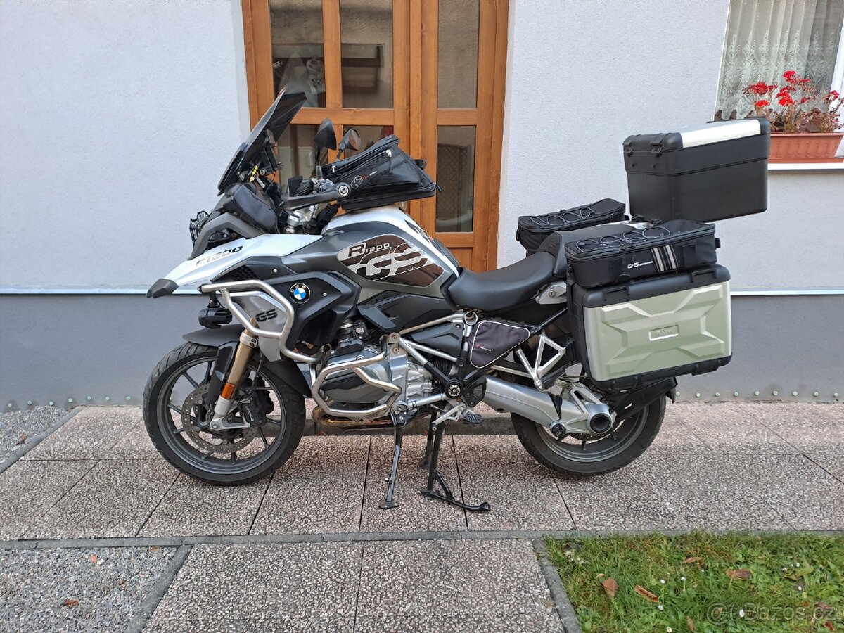 BMW R1200 GS 2017 najeto 44000 km - 2