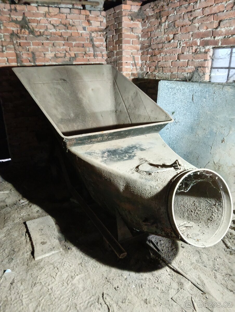 Staré zemědělské stroje - 2