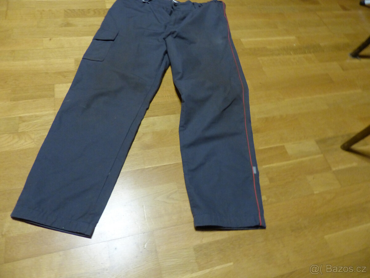 Pracovní oděv-montérky - 2