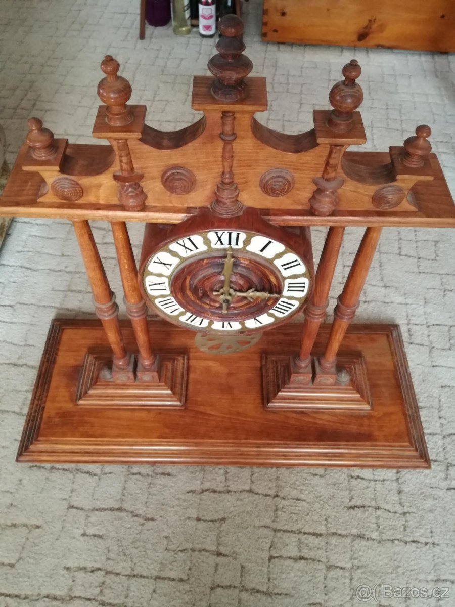 hodiny sloupkové - 2