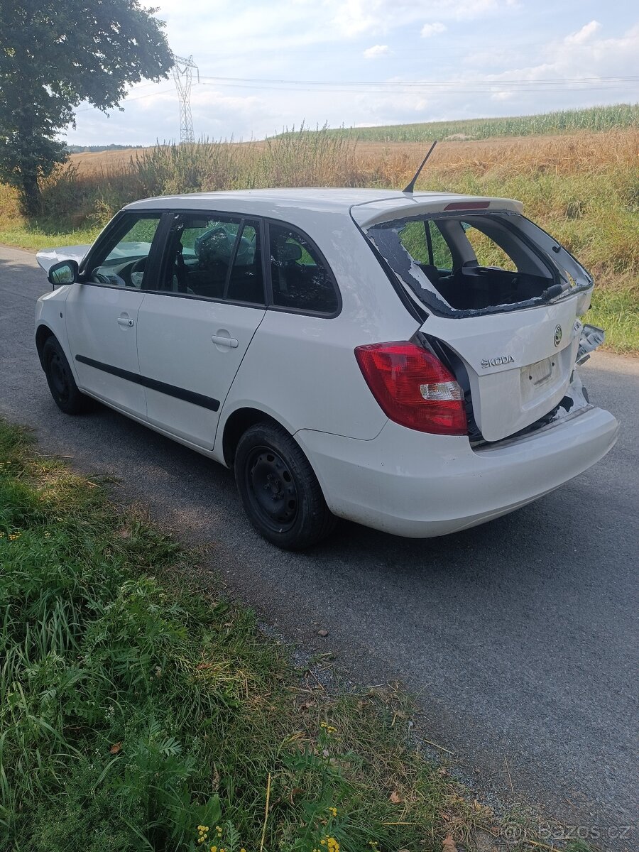 Škoda fabia 1,6 tdi 66kw - 2