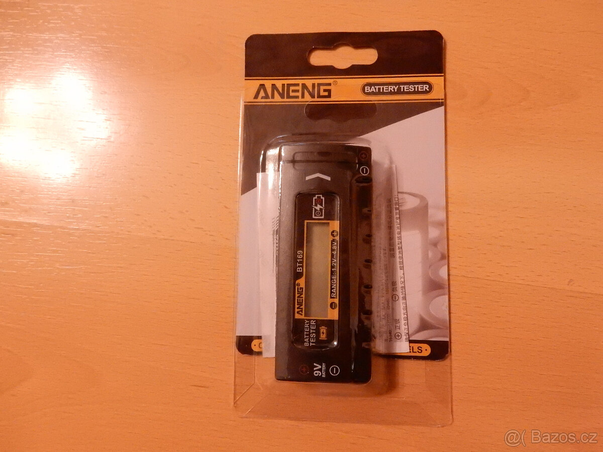 Prodám 2ks digitálních testeru baterií Aneng - 2