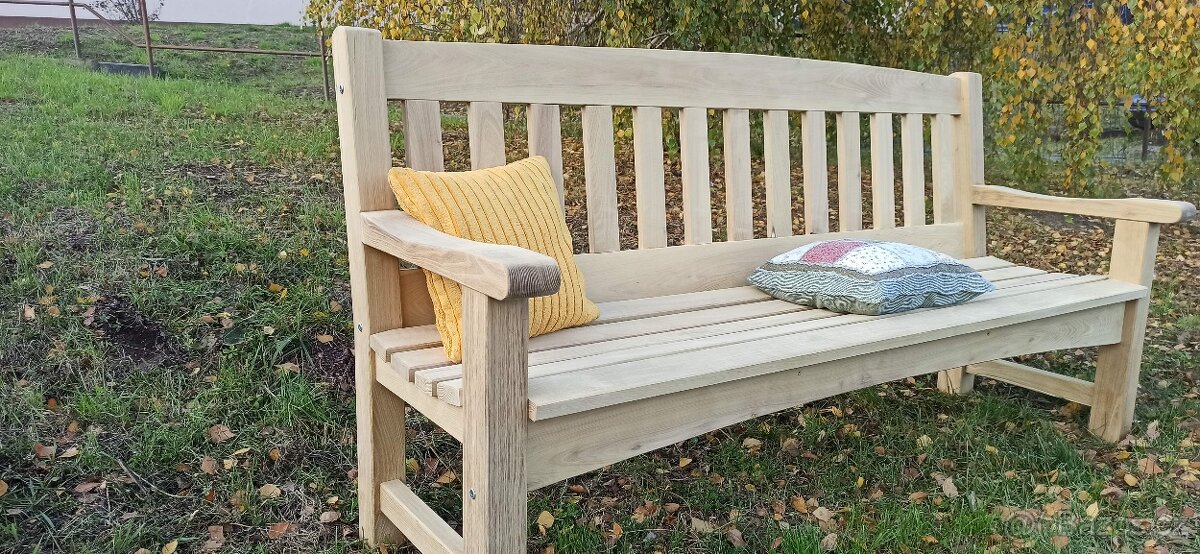 Masivní Akátová lavička - 2