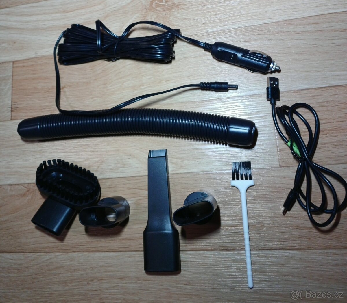 Akumulátorový ruční vysavač - 2