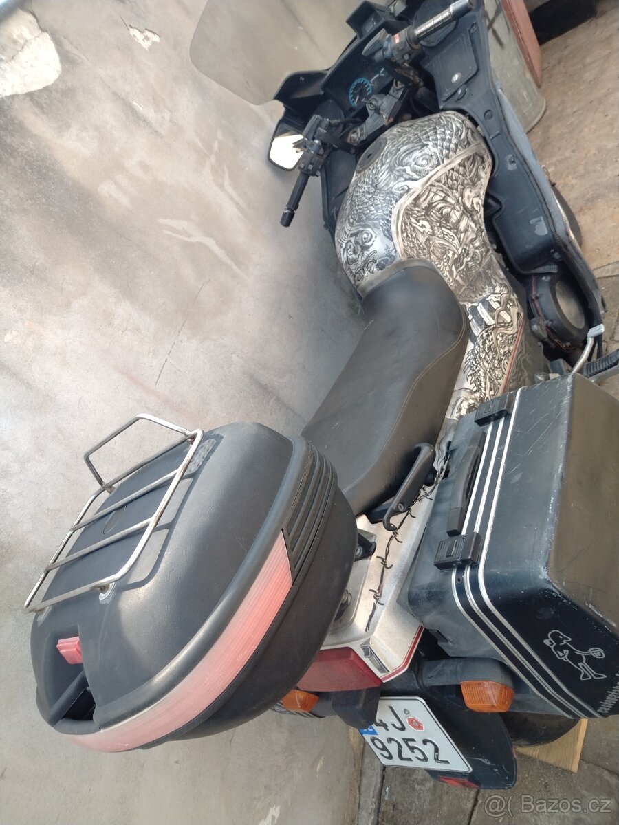 Kawasaki gtr 1000 - 2