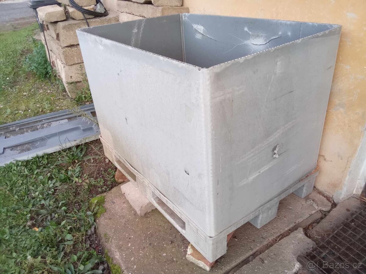 Plastová paleta - 2