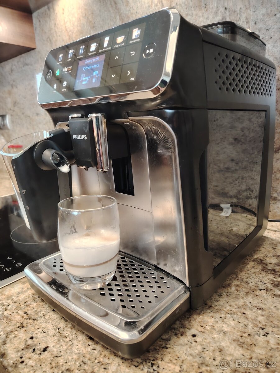 Automatický kávovar Philips LatteGo EP5447/90 - 2