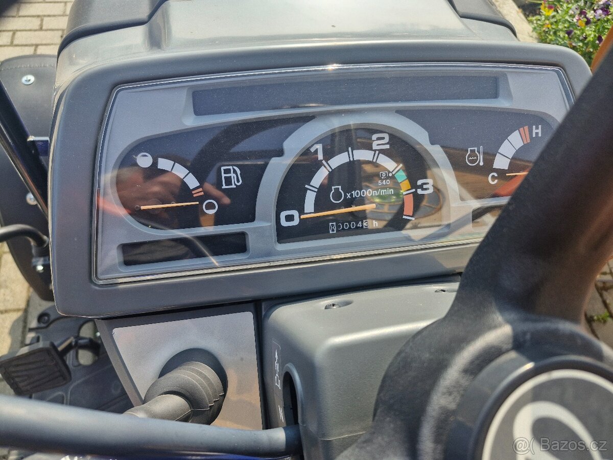 traktor ISEKI TM 3217 AL - 2